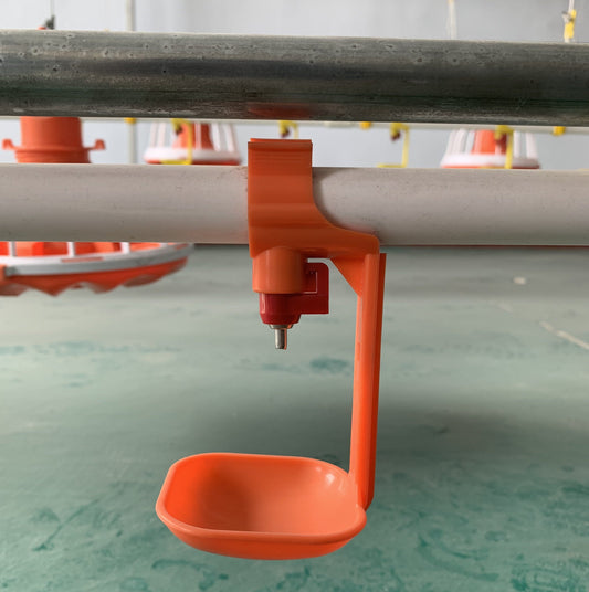 Nipple Drinker with cup on round pipe